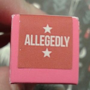 Jeffree Star Velour Lip Liner BNIB